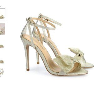 Elegant Gold Heels with Bow Detail